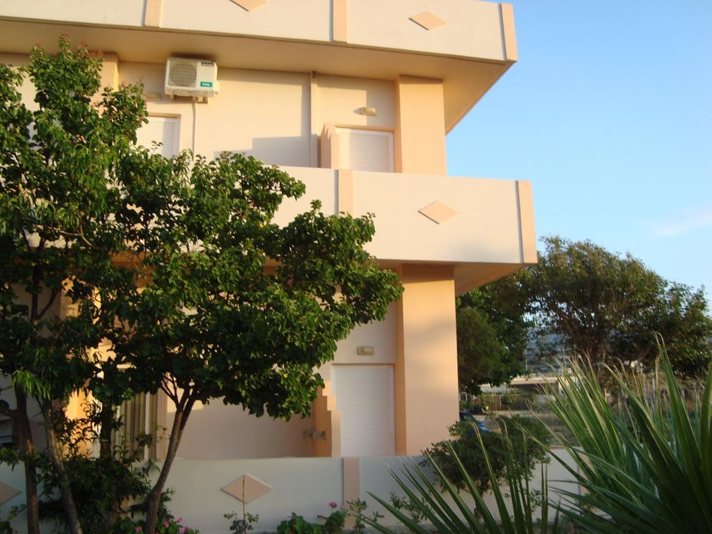 Athina Hotel Réthimno Kültér fotó